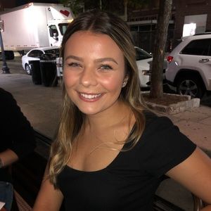 Meet your Posher, Ali